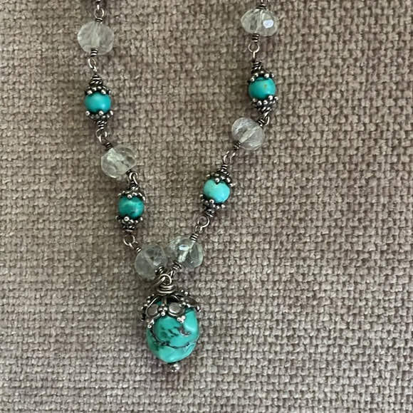 Turquoise and crystal necklace and earrings - Picture 1 of 7